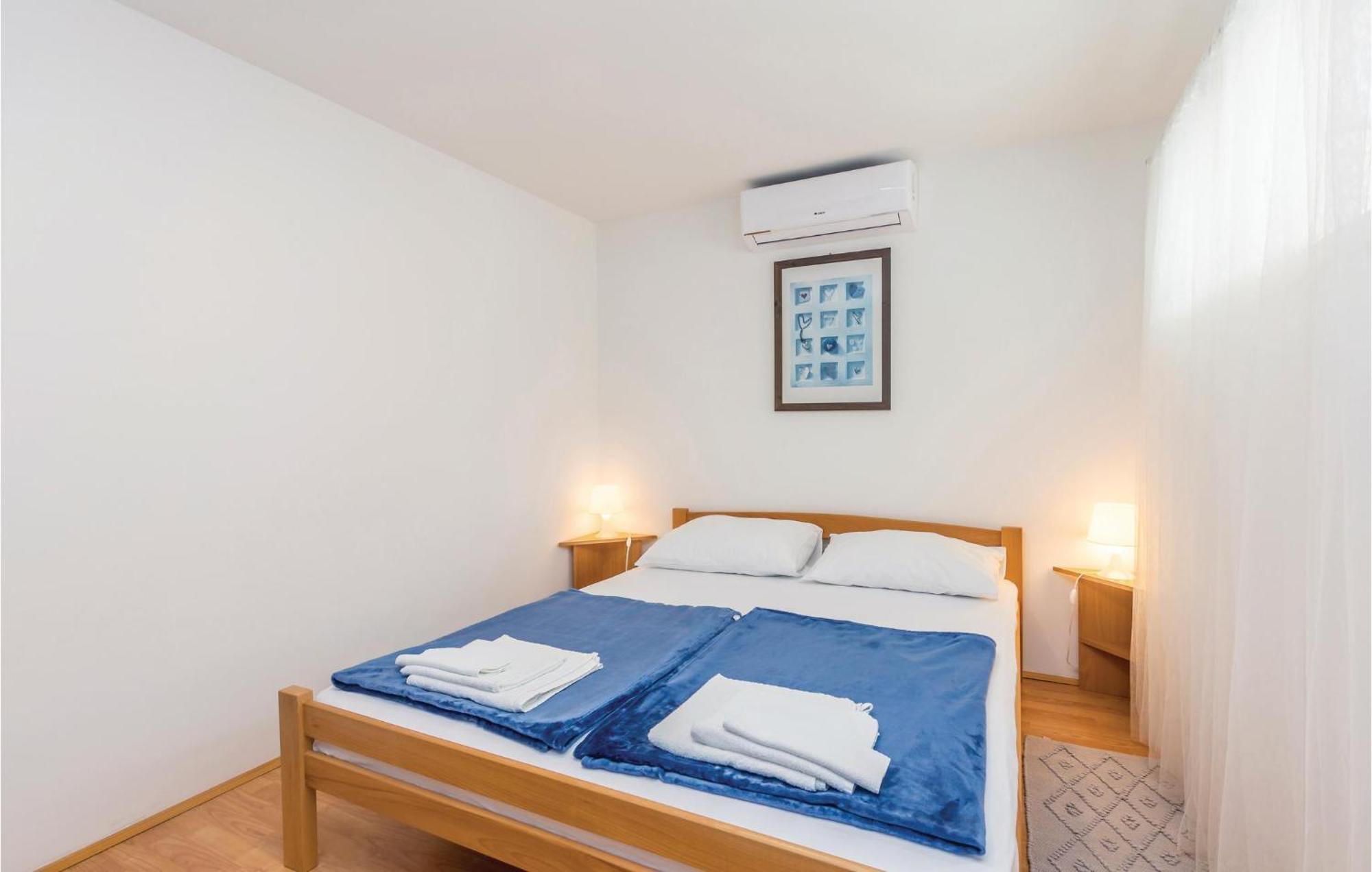 Gorgeous Apartment In Krk With Wifi Punat Εξωτερικό φωτογραφία