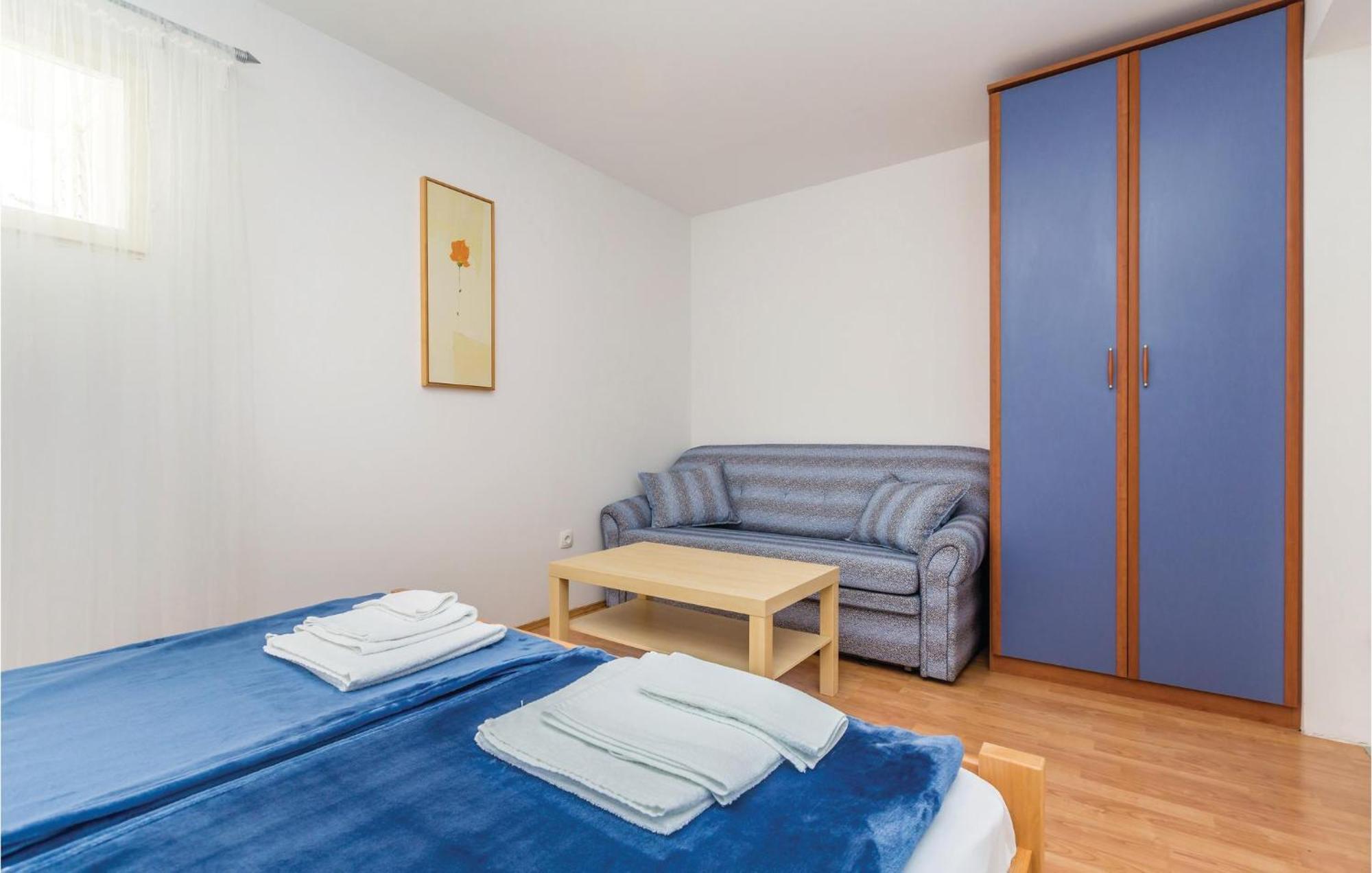 Gorgeous Apartment In Krk With Wifi Punat Εξωτερικό φωτογραφία